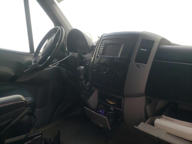 Photo 9 from auction – 2016 MERCEDES-BENZ SPRINTER 2 with VIN WD3PE7CD7GP231707