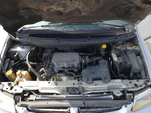 Photo 7 from auction – 2000 DODGE CARAVAN with VIN 2B4GP2530YR734189