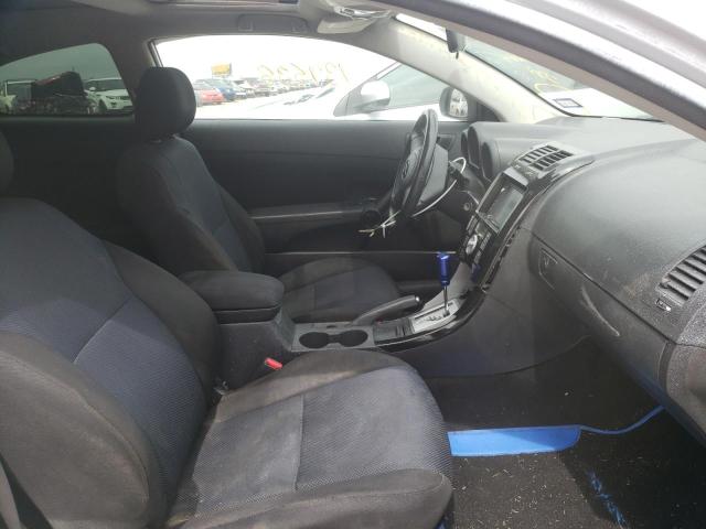 Photo 5 from auction – 2005 TOYOTA SCION TC with VIN JTKDE177850060264