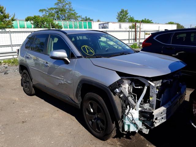 TOYOTA RAV4 LE 2019 with VIN JTMG1RFV9KD015725 - Photo from auction