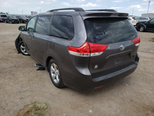 Photo 3 from auction – 2011 TOYOTA SIENNA LE with VIN 5TDKK3DCXBS064605