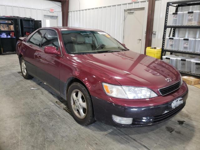 LEXUS ES 300 1998 with VIN JT8BF28G6W5021756 - Photo from auction