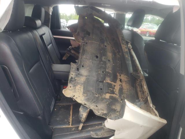 Photo 6 from auction – 2017 TOYOTA HIGHLANDER with VIN 5TDJZRFH0HS479461