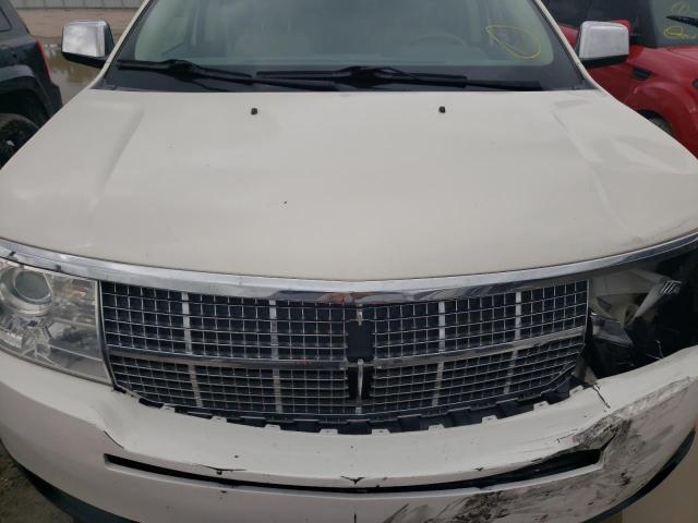 Photo 7 from auction – 2008 LINCOLN MKX with VIN 2LMDU88C08BJ05604