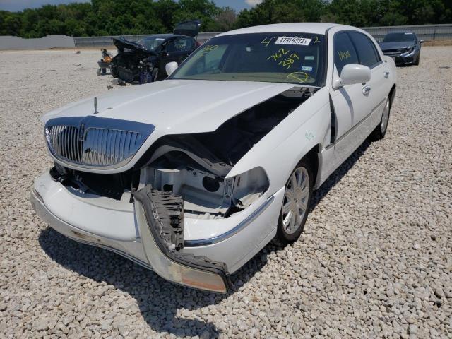 Photo 2 from auction – 2011 LINCOLN TOWN CAR S with VIN 2LNBL8CV7BX762389