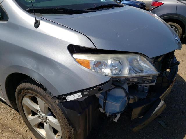 Photo 9 from auction – 2014 TOYOTA SIENNA LE with VIN 5TDKK3DC1ES473533