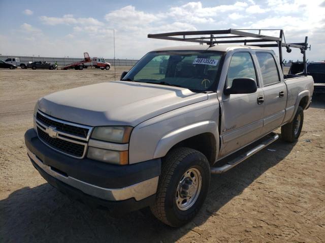 Photo 2 from auction – 2006 CHEVROLET SILVERADO with VIN 1GCHC23UX6F111178