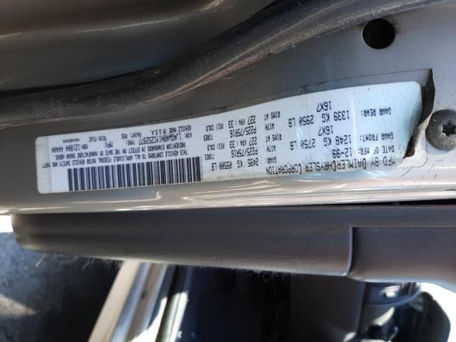 Photo 10 from auction – 2000 JEEP CHEROKEE with VIN 1J4GW48N1YC252977