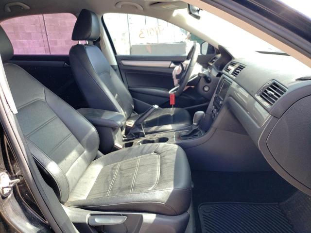 Photo 5 from auction – 2014 VOLKSWAGEN PASSAT S with VIN 1VWAT7A34EC032014