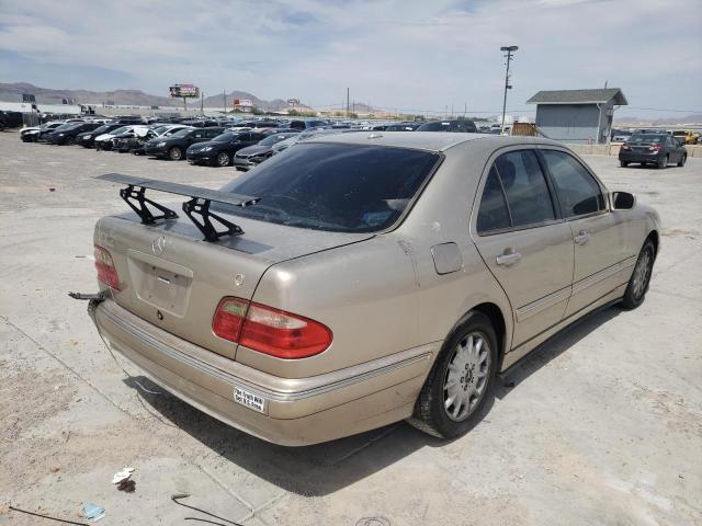 Photo 4 from auction – 2000 MERCEDES-BENZ E 320 with VIN WDBJF65JXYA976878