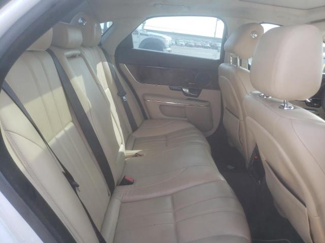 Foto 6 de la subasta – 2013 JAGUAR XJ con VIN SAJWJ1CD4D8V49043