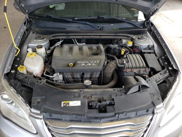 Photo 7 from auction – 2014 CHRYSLER 200 TOURIN with VIN 1C3CCBBB3EN165117