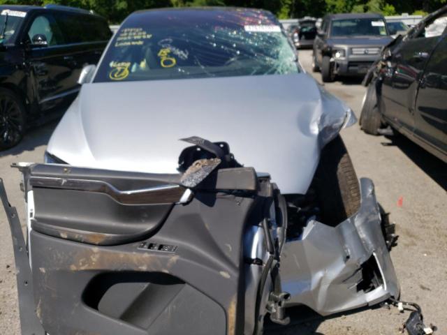 Photo 9 from auction – 2016 TESLA MODEL X with VIN 5YJXCBE29GF019086
