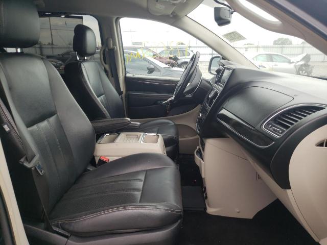 Photo 5 from auction – 2012 CHRYSLER TOWN & COU with VIN 2C4RC1CG3CR168660