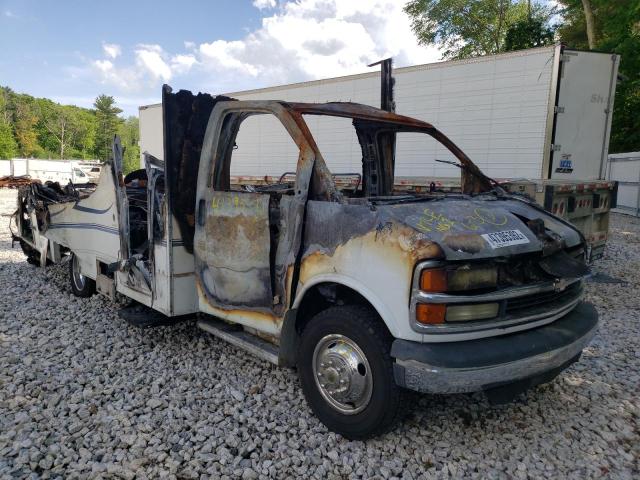 CHEVROLET EXPRESS CU 2001 with VIN 1GBJG31G011183235 - Photo from auction