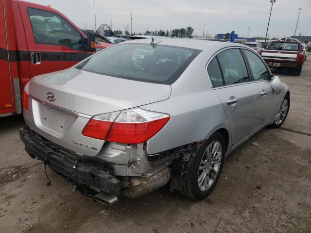 Photo 4 from auction – 2011 HYUNDAI GENESIS 4. with VIN KMHGC4DF2BU133698