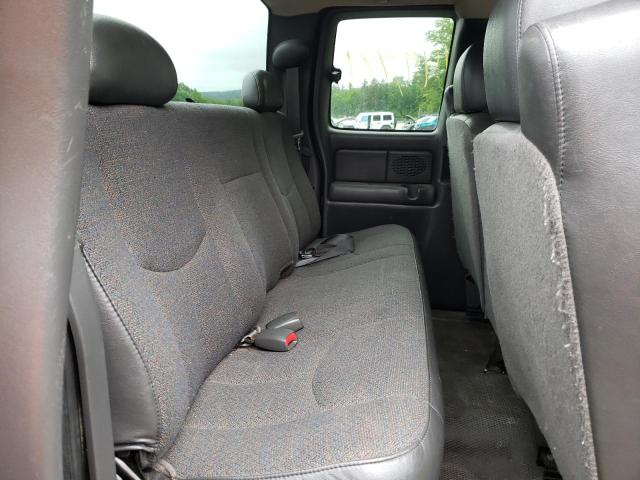 Photo 6 from auction – 2004 CHEVROLET SILVERADO with VIN 2GCEC19V741434881