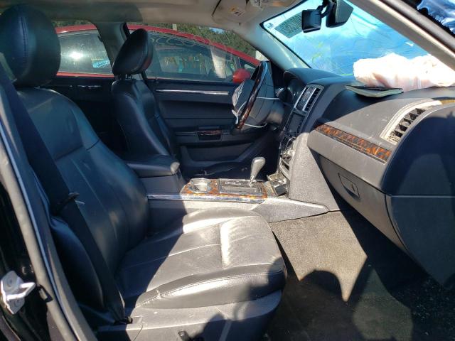 Photo 5 from auction – 2010 CHRYSLER 300 LIMITE with VIN 2C3CK3CV0AH101038