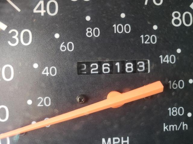 Photo 8 from auction – 2000 TOYOTA TACOMA PRE with VIN 4TANM92N2YZ684656