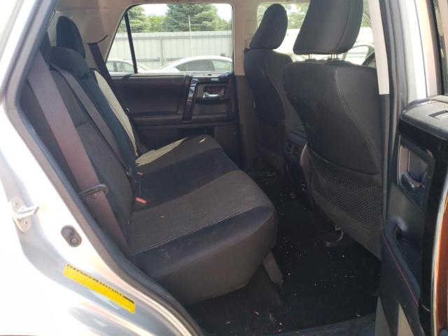 Photo 6 from auction – 2018 TOYOTA 4RUNNER SR with VIN JTEBU5JR4J5537879