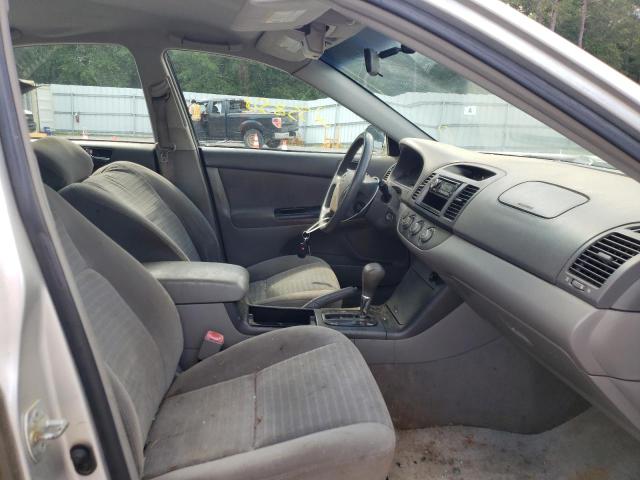 Photo 5 from auction – 2005 TOYOTA CAMRY LE with VIN 4T1BE32K45U983979