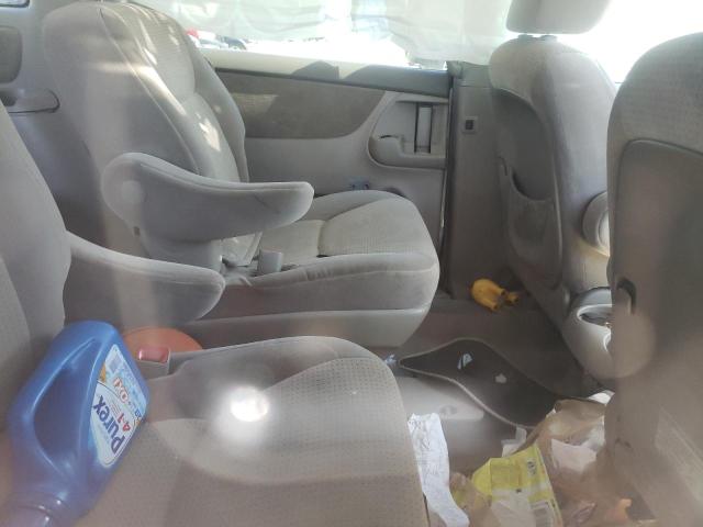 Photo 6 from auction – 2010 TOYOTA SIENNA CE with VIN 5TDKK4CC9AS319816