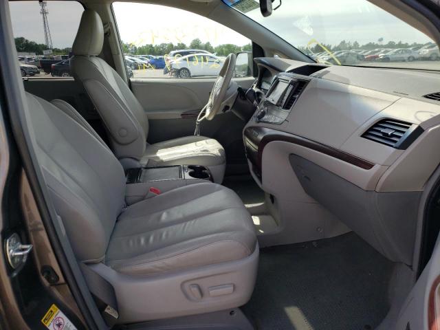 Photo 5 from auction – 2012 TOYOTA SIENNA XLE with VIN 5TDYK3DC2CS243670