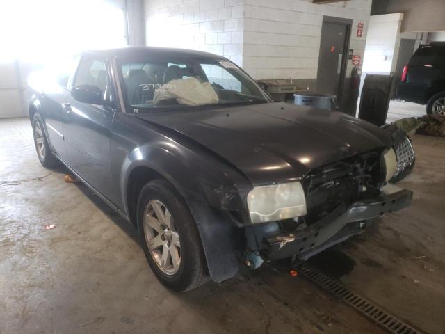 CHRYSLER 300 2007 with VIN 2C3KA53G17H635119 - Photo from auction