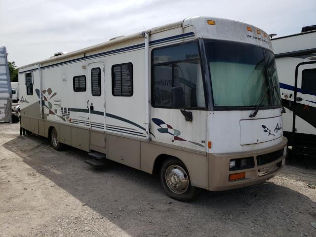 WINNEBAGO ADVENTURER 1999 with VIN 3FCNF53S6XJA01242 - Photo from auction