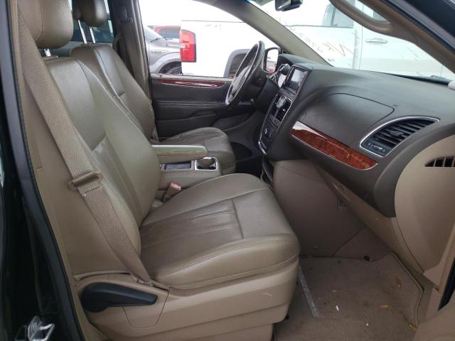 Photo 5 from auction – 2014 CHRYSLER TOWN & COU with VIN 2C4RC1BG2ER439342