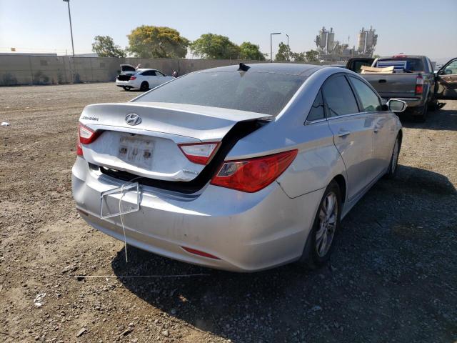 Photo 4 from auction – 2012 HYUNDAI SONATA SE with VIN 5NPEC4AC5CH502636