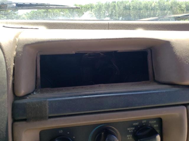 Photo 9 from auction – 1996 FORD F250 with VIN 1FTEF25N4TLC15078