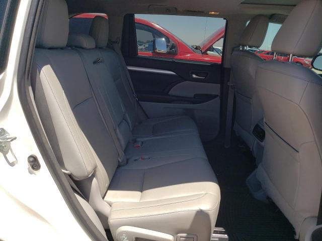 Photo 6 from auction – 2015 TOYOTA HIGHLANDER with VIN 5TDJKRFHXFS141115