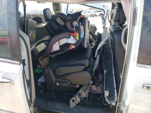 Photo 6 from auction – 2015 CHRYSLER TOWN & COU with VIN 2C4RC1CG6FR596159