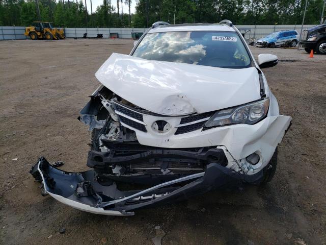 Photo 7 from auction – 2015 TOYOTA RAV4 XLE with VIN JTMWFREV7FJ039009