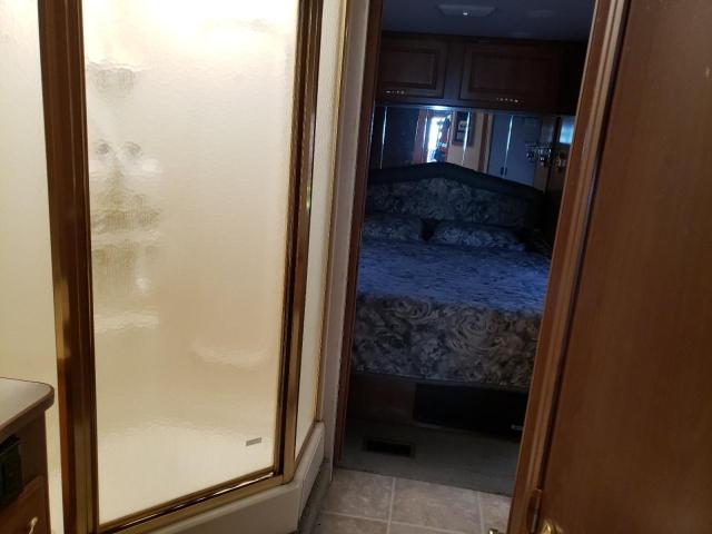 Photo 6 from auction – 2002 FREIGHTLINER CHASSIS X with VIN 4UZAAJBV42CK15085