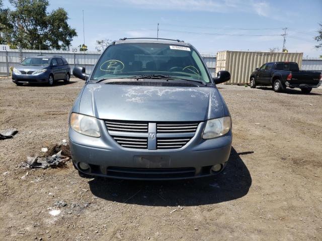 Photo 9 from auction – 2005 DODGE GRAND CARA with VIN 2D4GP44L85R354287