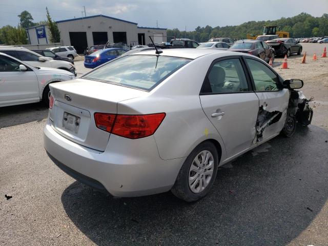 Zdjęcie 4 z aukcji – 2011 KIA FORTE LX z VIN KNAFT4A23B5377594