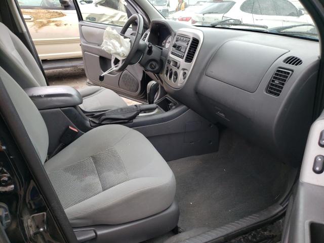 Photo 5 from auction – 2005 FORD ESCAPE XLT with VIN 1FMCU93105KD89577