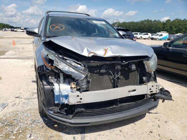 Фото 9 с аукциона – 2015 TOYOTA HIGHLANDER с VIN 5TDZKRFH2FS086159