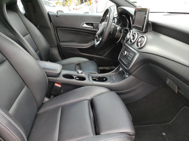 Photo 5 from auction – 2016 MERCEDES-BENZ CLA 250 with VIN WDDSJ4EB5GN326113