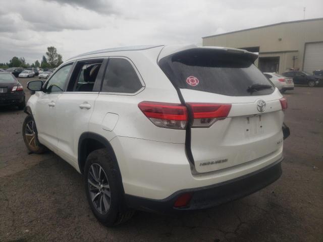 Photo 3 from auction – 2017 TOYOTA HIGHLANDER with VIN 5TDJZRFH0HS479461