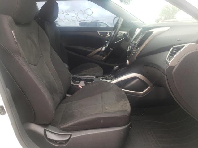 Photo 5 from auction – 2013 HYUNDAI VELOSTER with VIN KMHTC6AD0DU141895