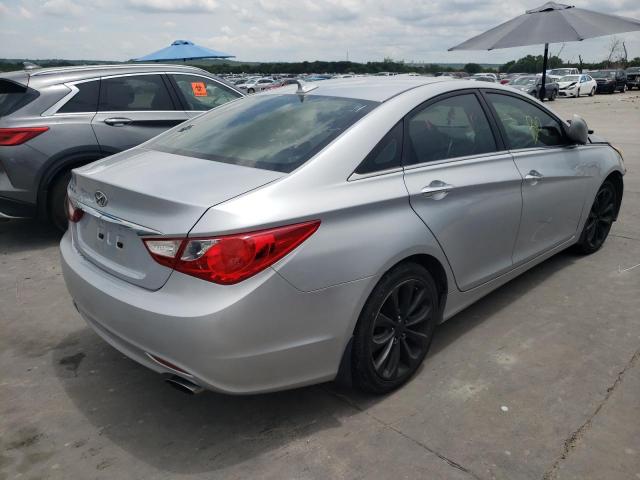 Photo 4 from auction – 2011 HYUNDAI SONATA SE with VIN 5NPEC4AC2BH171223