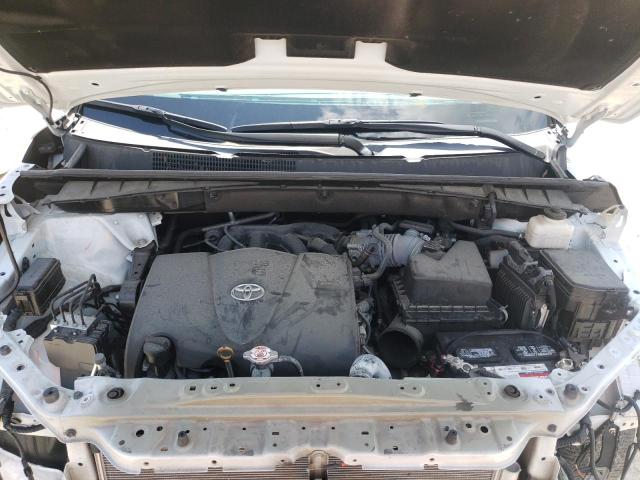 Photo 7 from auction – 2018 TOYOTA HIGHLANDER with VIN 5TDKZRFH7JS534966