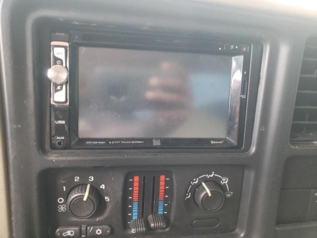 Photo 9 from auction – 2004 GMC NEW SIERRA with VIN 2GTEK19T041193246