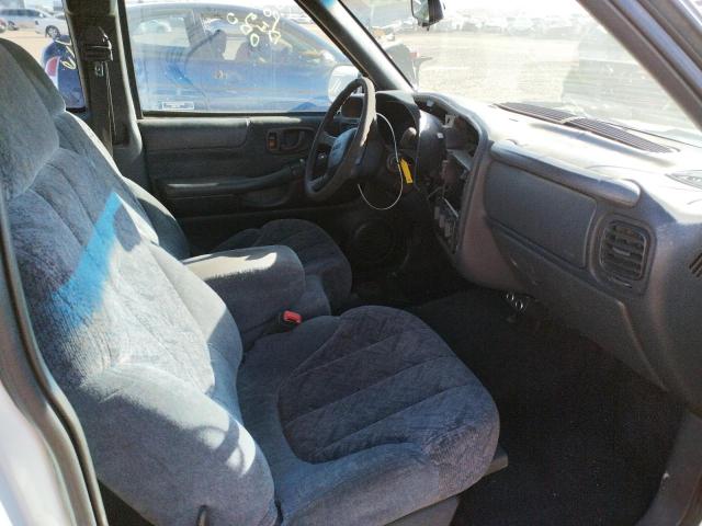 Photo 5 from auction – 1998 GMC SONOMA with VIN 1GTCS19X1W8543588