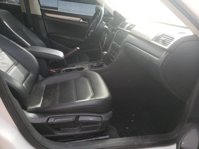 Photo 5 from auction – 2014 VOLKSWAGEN PASSAT SE with VIN 1VWBN7A37EC096353