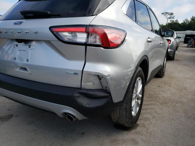 Photo 9 from auction – 2020 FORD ESCAPE SE with VIN 1FMCU9G65LUB18666