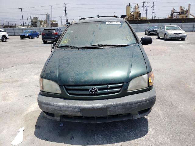 Photo 9 from auction – 2002 TOYOTA SIENNA CE with VIN 4T3ZF19C62U487910